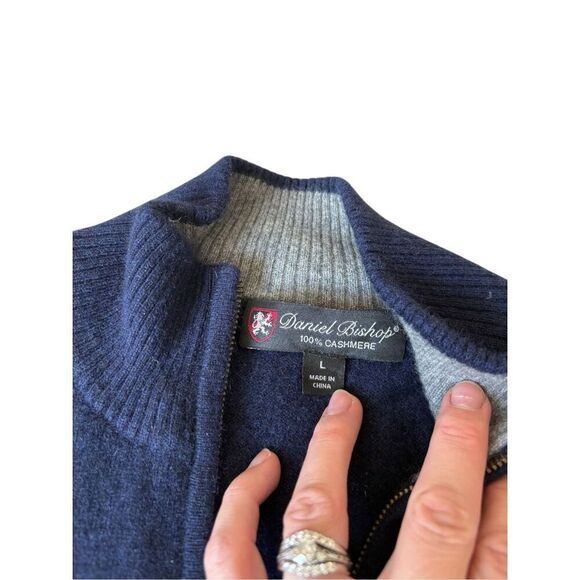 Daniel Bishop CASHMERE Sweater large Navy Blue Mock Neck 1/4 Zip - Picture 3 of 7